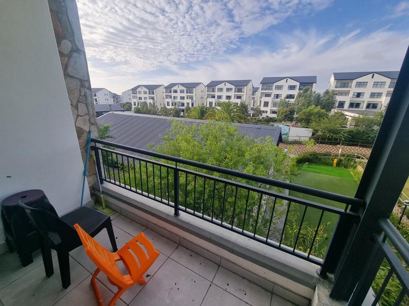 1 Bedroom Property for Sale in De Zicht Estate Western Cape